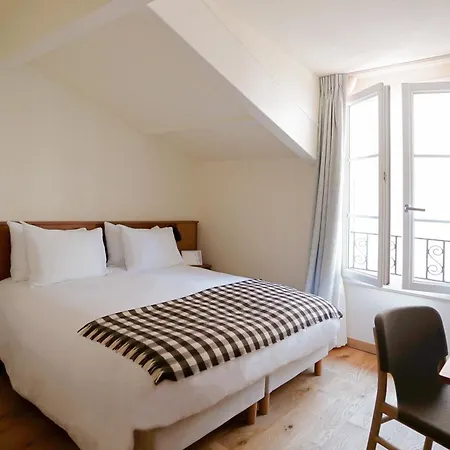 Alfred Port-vieux Hotel 3*
