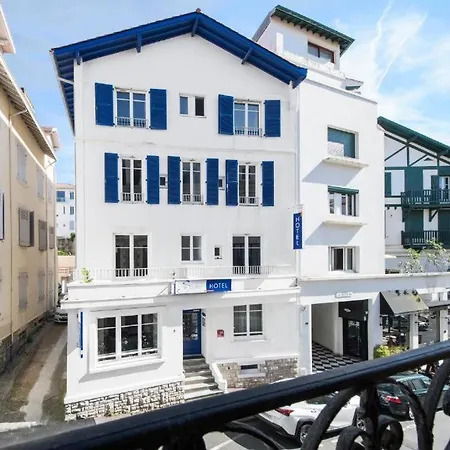 Hotel Alfred Port-vieux 3*