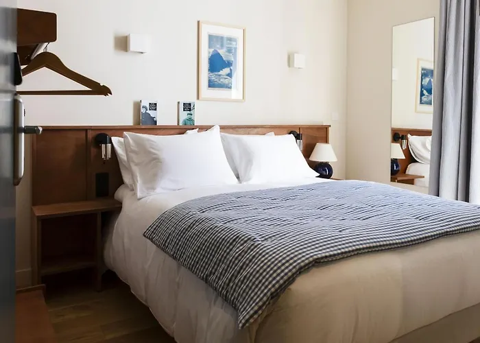 Alfred Port-vieux Hotel 3*