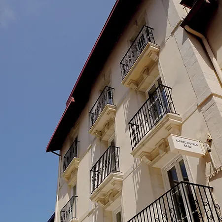 Alfred Port-vieux Hotel