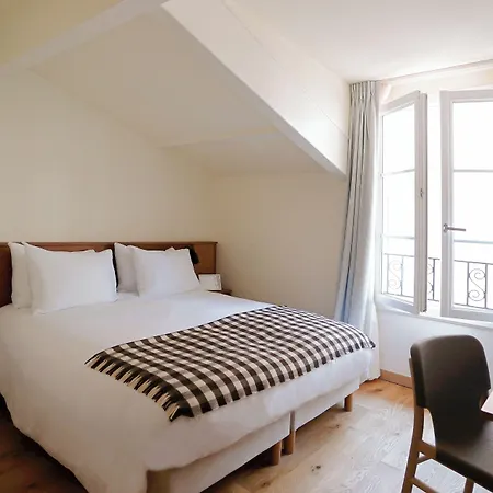 Alfred Port-vieux Hotel